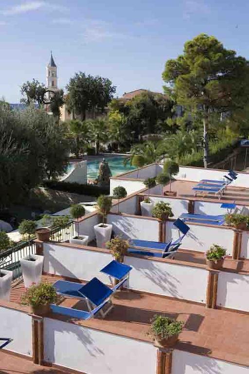 Hotel Ristorante Cavaliere Scario Dış mekan fotoğraf