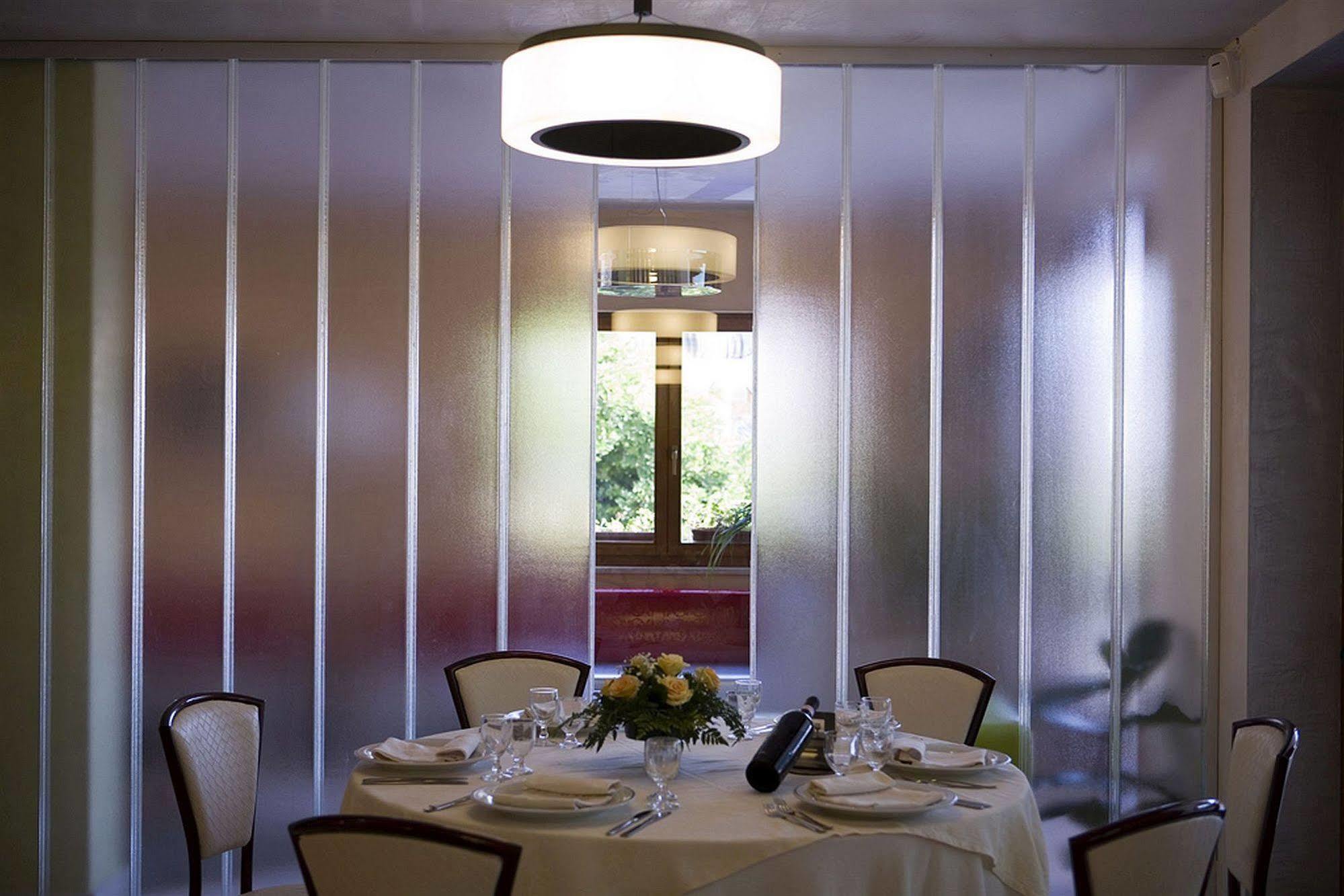 Hotel Ristorante Cavaliere Scario Dış mekan fotoğraf