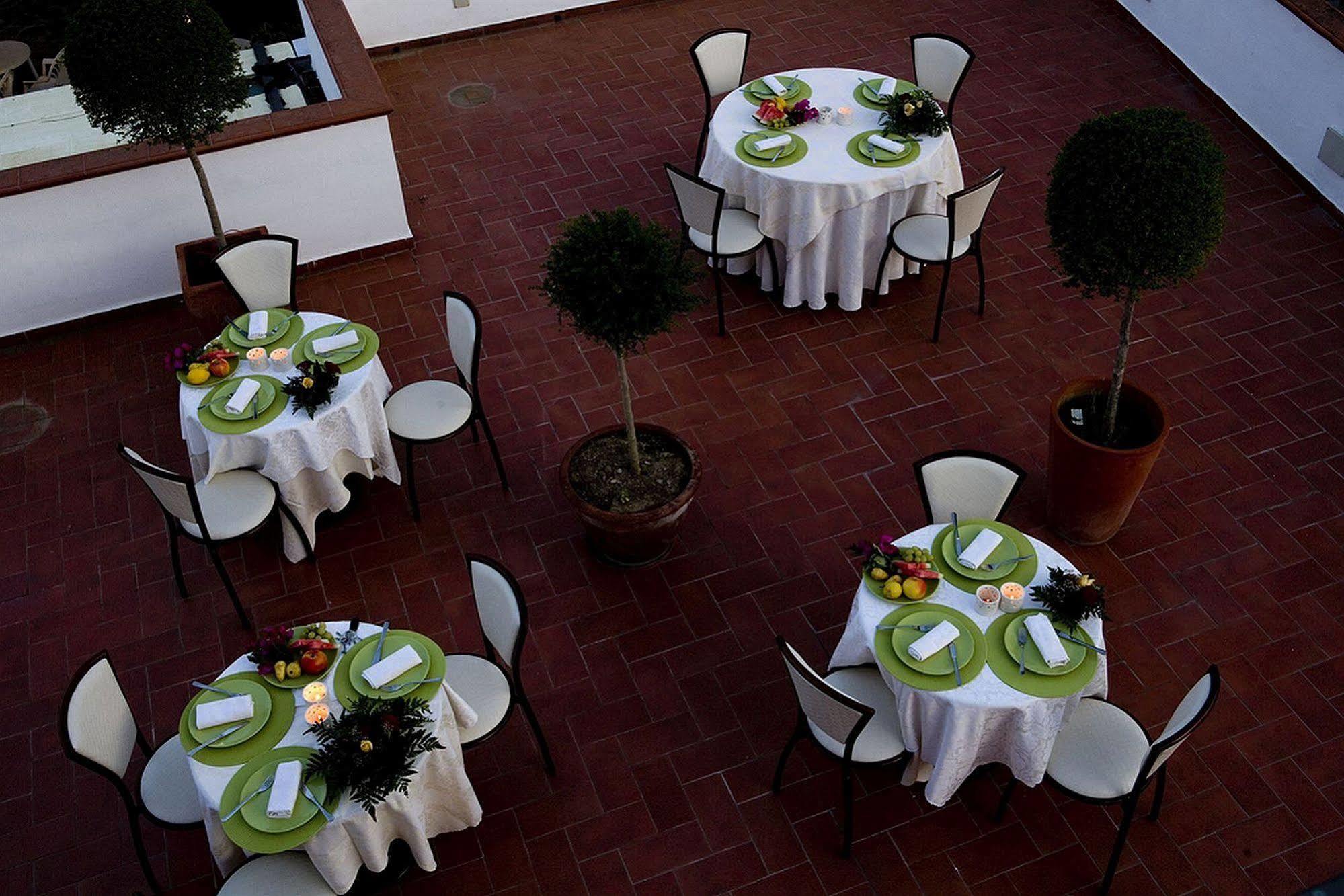 Hotel Ristorante Cavaliere Scario Dış mekan fotoğraf